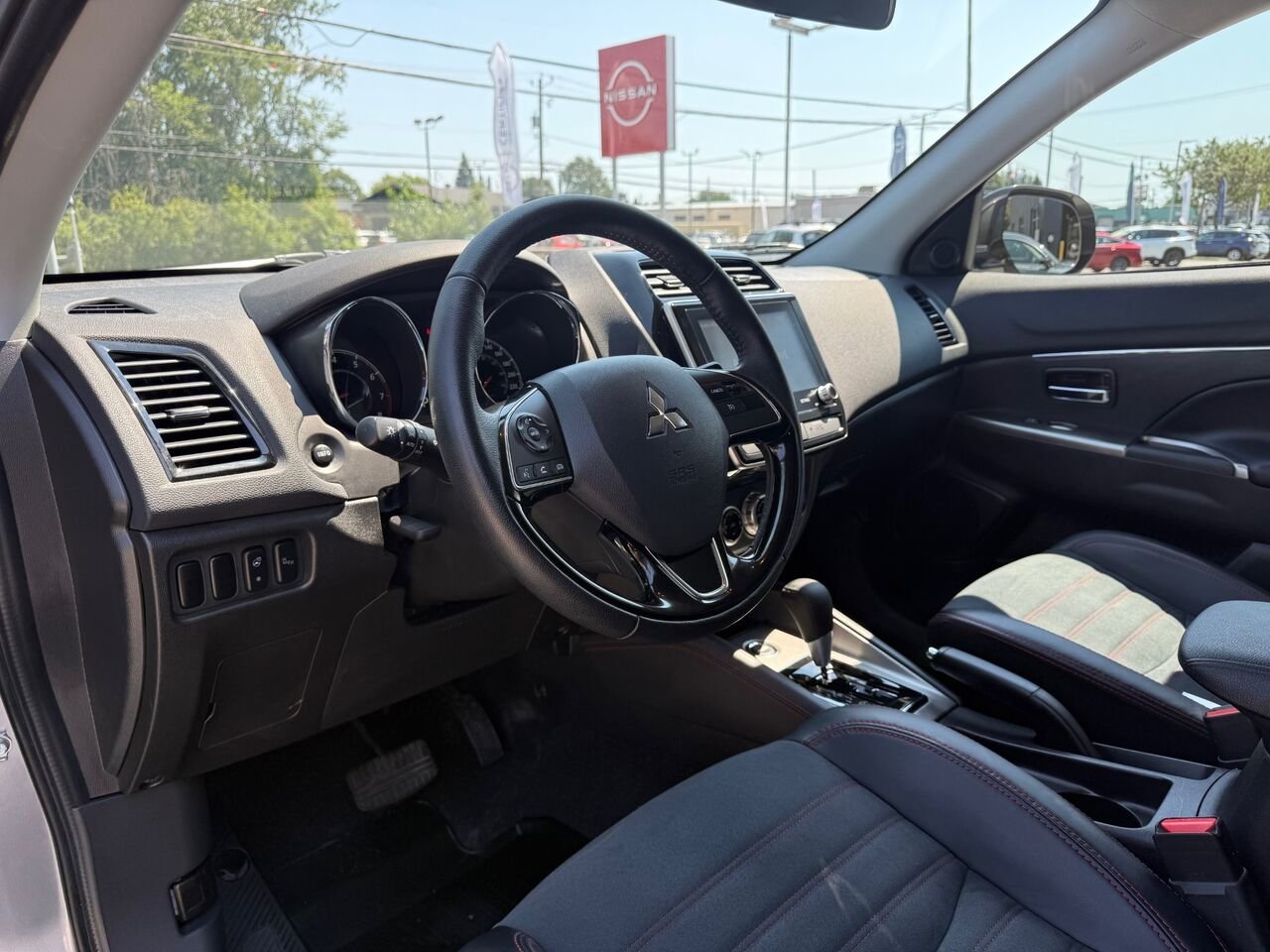 2024 Mitsubishi RVR SE AWC Grey Châteauguay - photo #8