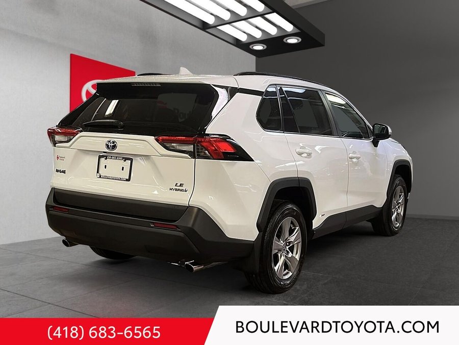 2022 Toyota RAV4 2022 White
