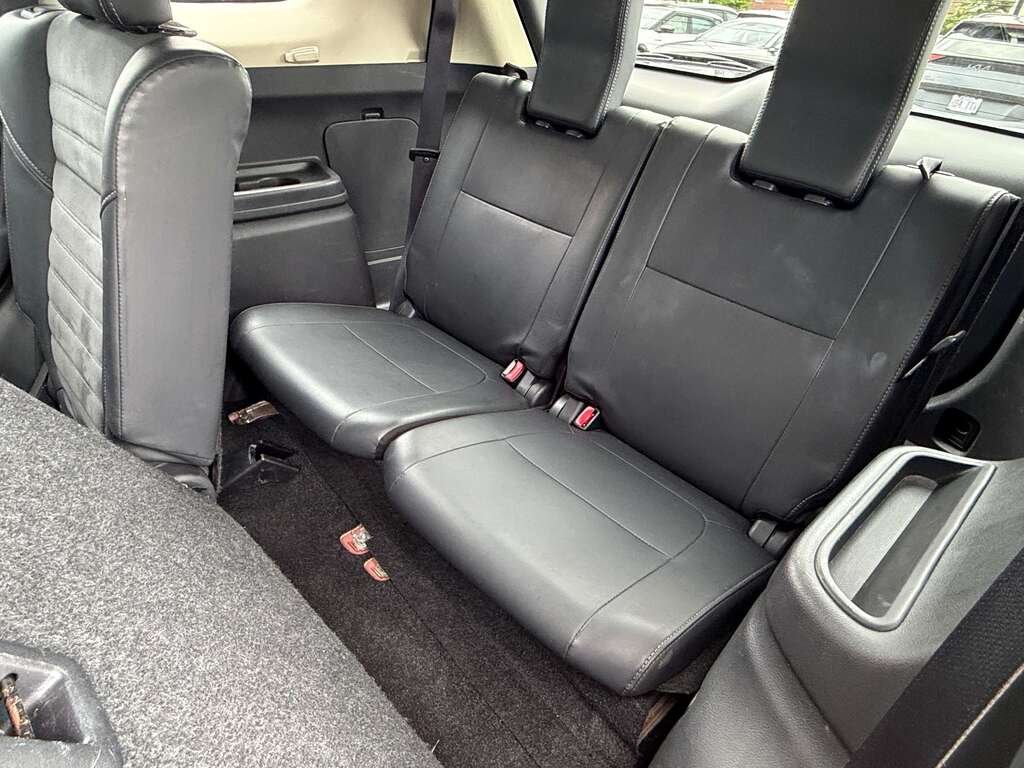 2020 Mitsubishi Outlander Red Gatineau - photo #17