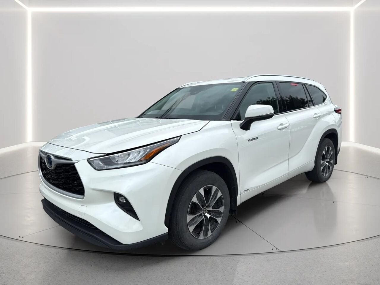TOYOTA Highlander Hybride 2020 Blanc Gatineau - photo #0