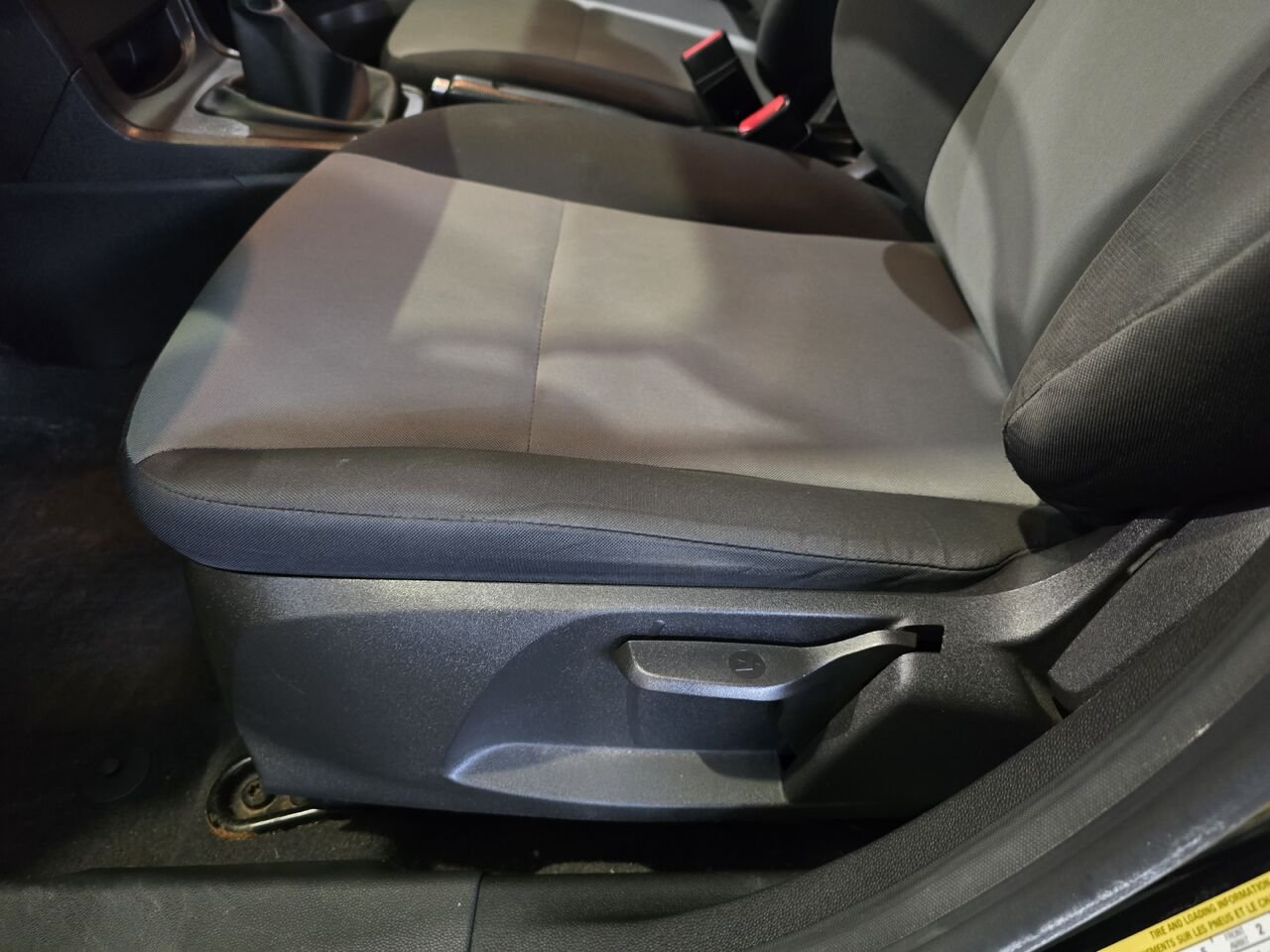 2017 Ford Fiesta Black  - photo #12