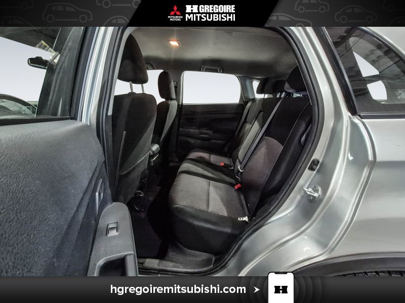 Mitsubishi RVR MR4403 | ES * Caméra * Aucun Accident * Bluetooth 2019 Gris Laval - photo #26