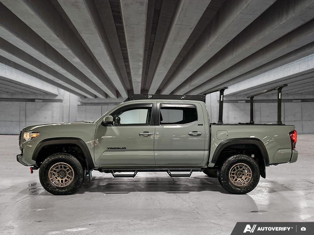 2023 Toyota Tacoma 2601843A | 4x4 Double Cab Auto SB gray Edmonton - photo #2