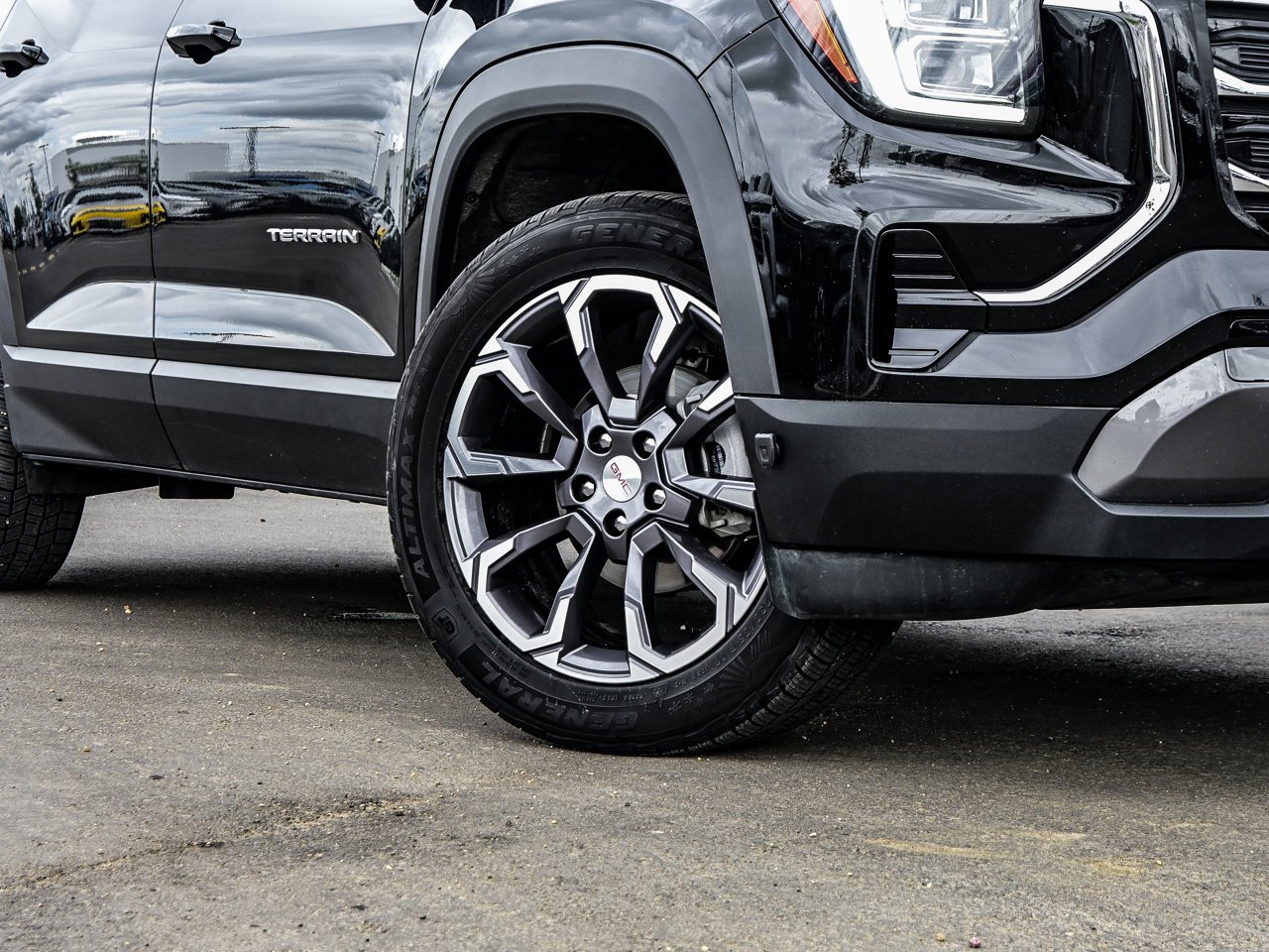 2026 GMC Terrain AWD 4dr Elevation Black Sherwood Park - photo #5