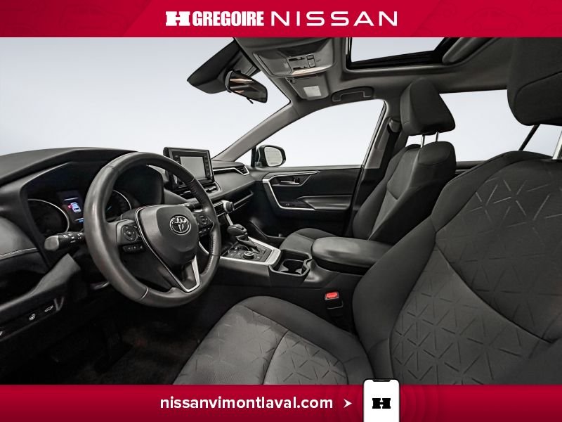 2021 Toyota Rav 4 Black Laval - photo #17