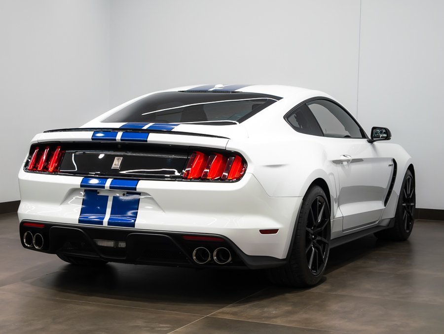 2016 Ford Mustang 2016 White