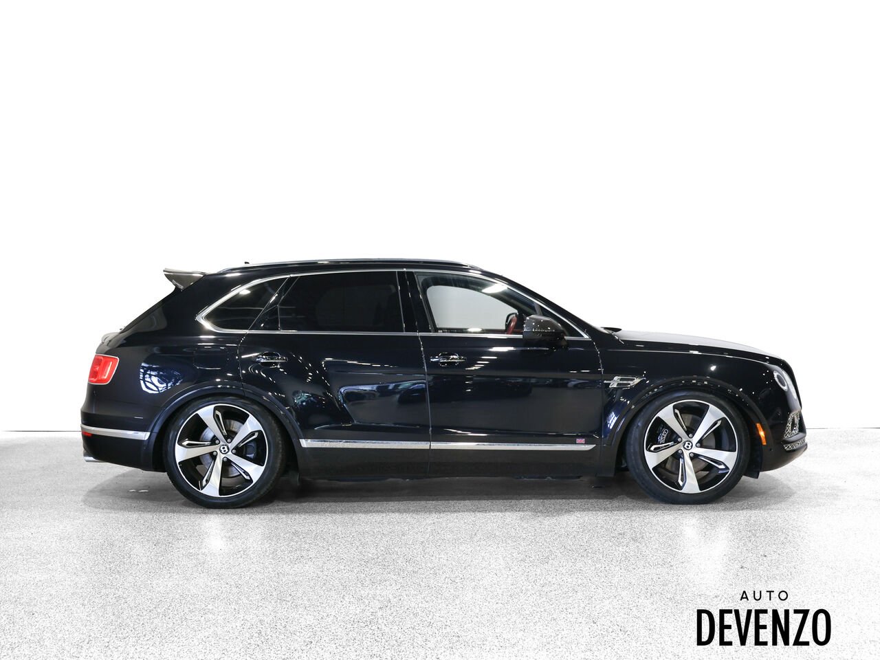 2017 Bentley Bentayga Black Saint-Eustache - photo #1