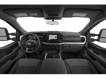 Ford Super Duty F-350 DRW XLT