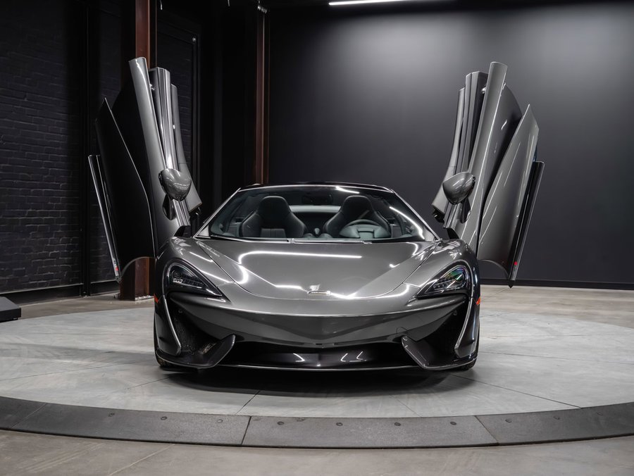 2018 McLaren 570S 2018 Grey