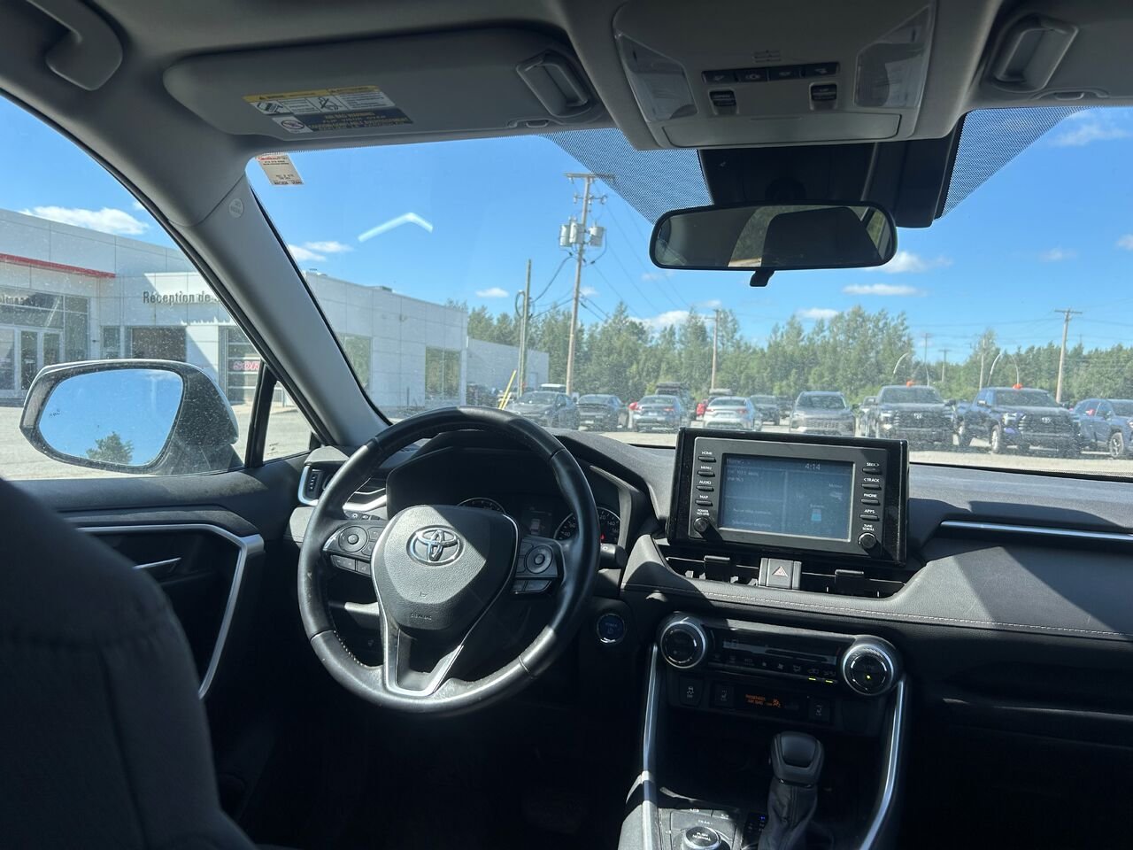 Toyota RAV4 XLE hybride 2019 Argent Val-d'Or - photo #2