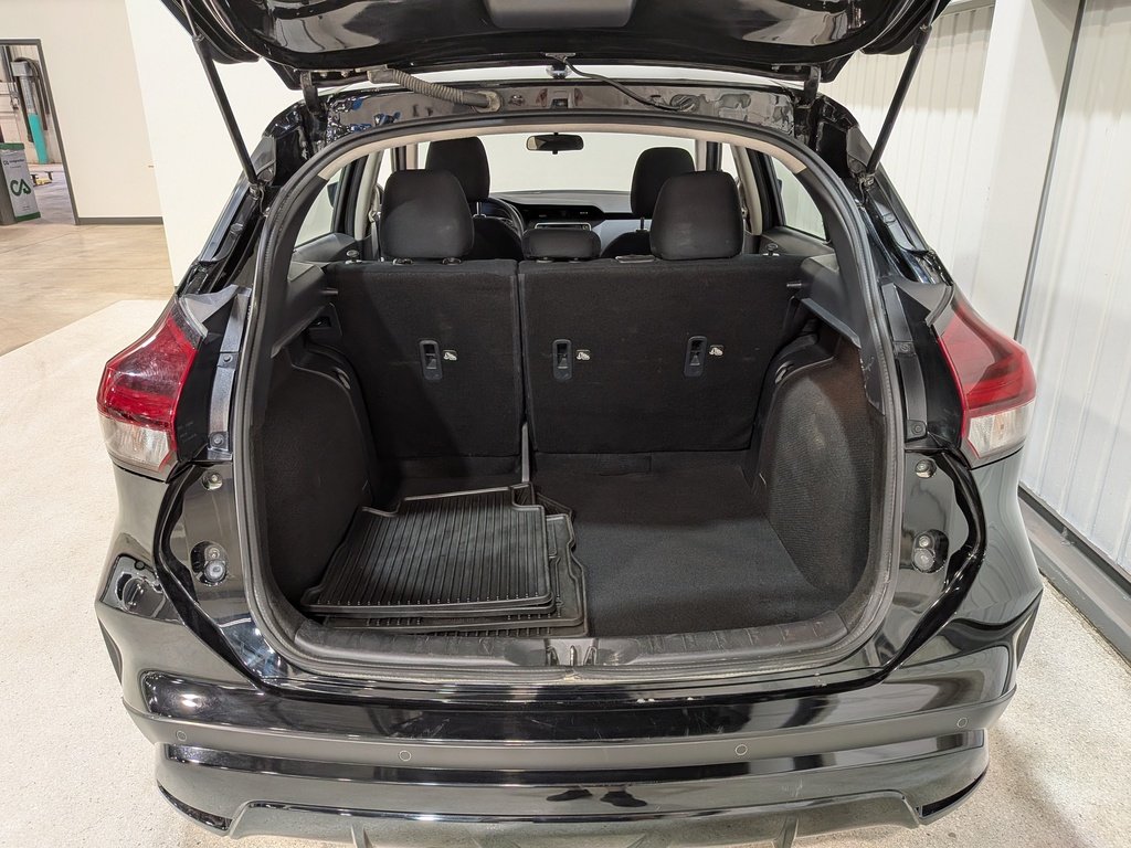 Nissan Kicks S FWD 2024 Noir Val-David - photo #8