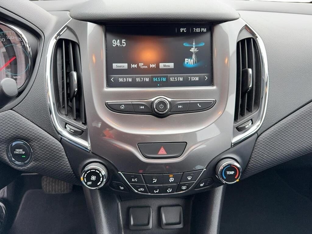 2018 Chevrolet Cruze VIN 1G1BE5SMXJ7122938 Grey Baie-Comeau - photo #13