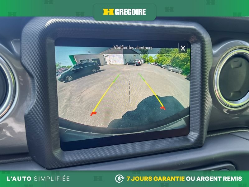 2023 Jeep Wrangler White Laval - photo #24