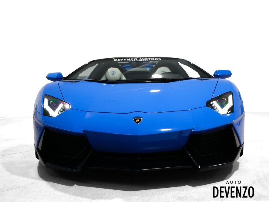 Lamborghini Aventador 2015 2015 Bleu