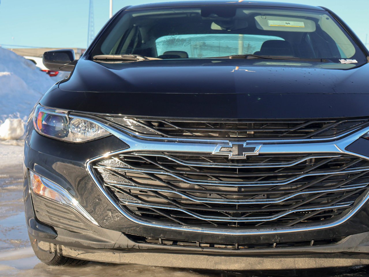 2024 Chevrolet Malibu 4dr Sdn LS Black Sherwood Park - photo #4