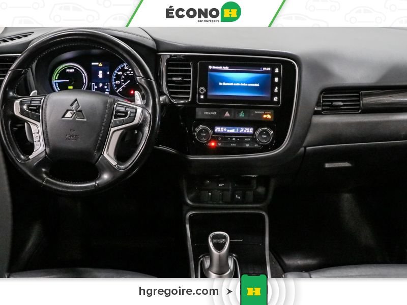 Mitsubishi Outlander PHEV 2018 Gris Laval - photo #17