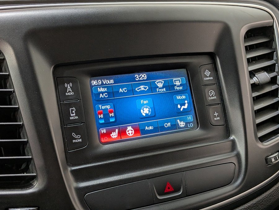 2016 Chrysler 200 2016 Silver