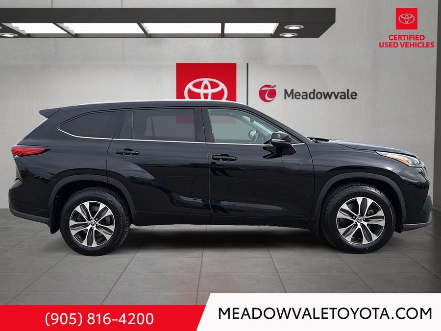 2022 Toyota Highlander 2022 Black