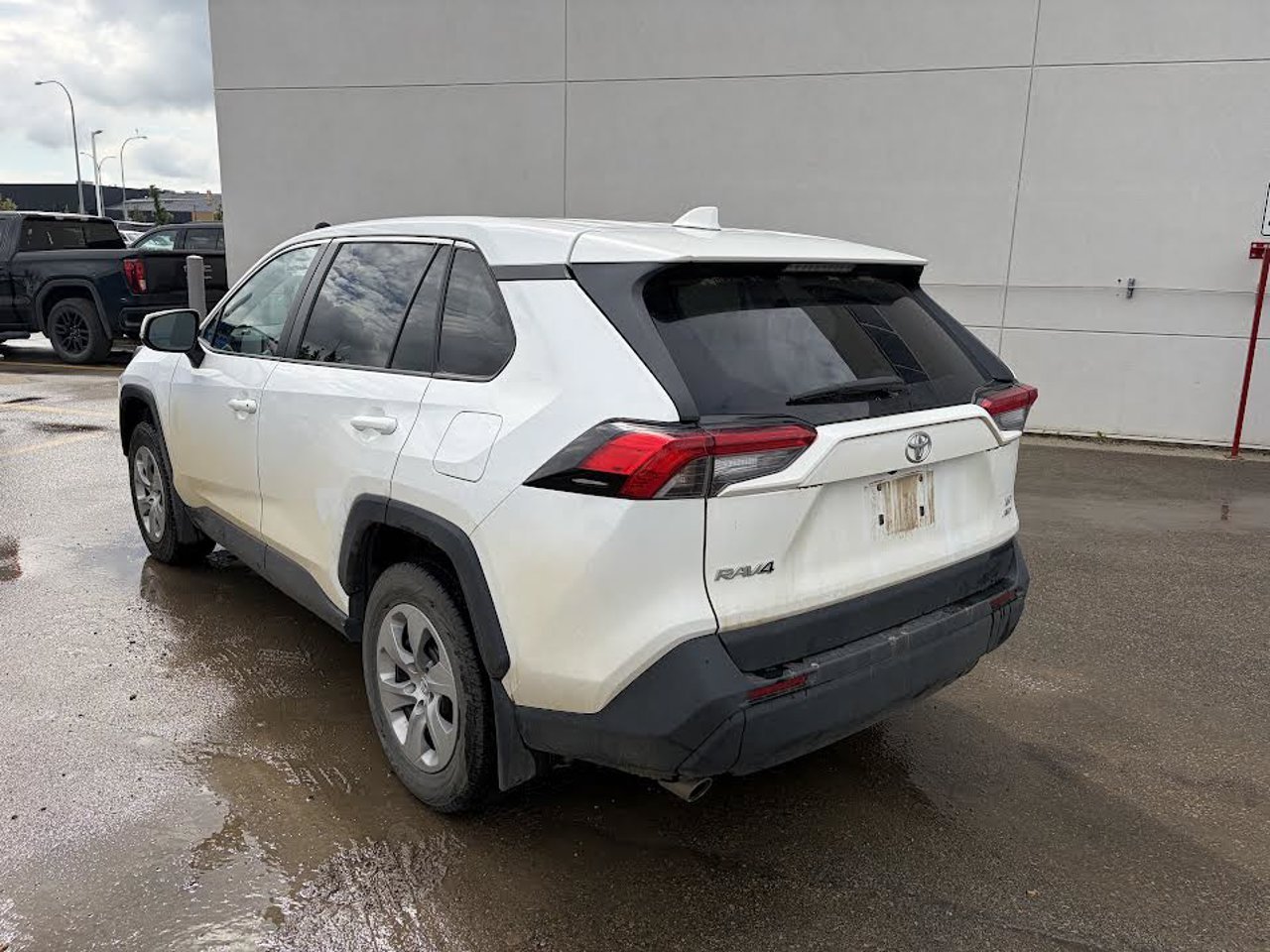 2023 Toyota RAV4 LE AWD White Sherwood Park - photo #3