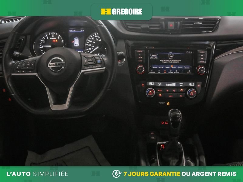Nissan Qashqai 2021 Rouge Laval - photo #24