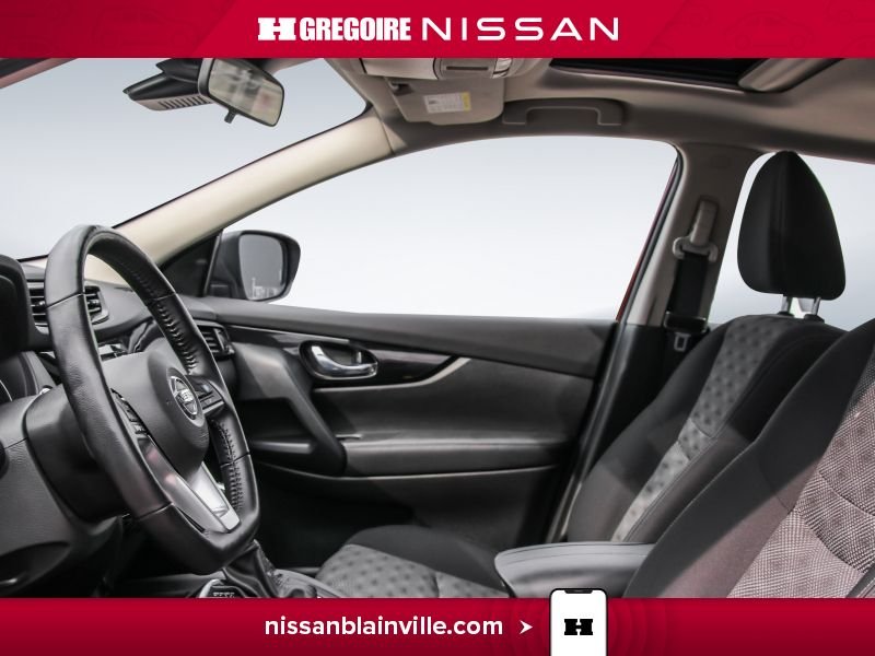 2022 Nissan Qashqai Red Laval - photo #12