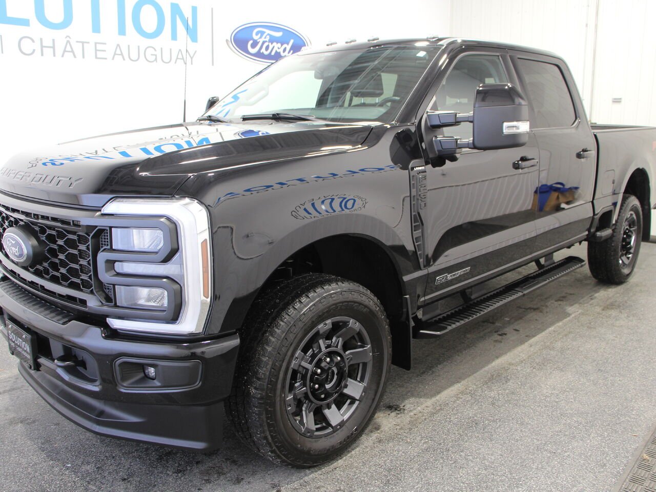 2024 Ford Super Duty F-250 SRW Agate Black Metallic Châteauguay - photo #0