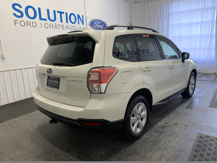 2018 Subaru Forester 2018 White
