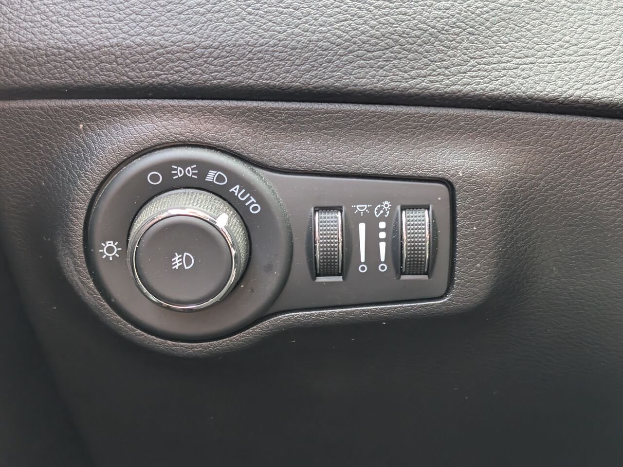 Jeep Compass Trailhawk/SIÈGES CHAUFFANTS/VOLANT CHAUFFANT/AC/CAMÉRA DE RECUL 2021 Gris Sherbrooke - photo #15