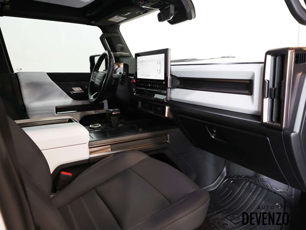 2025 GMC HUMMER EV White Saint-Eustache - photo #6