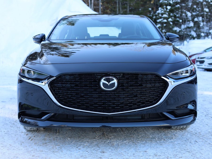 Mazda Mazda3 Awd, tout équipé, sièges et rétroviseurs chauffants, caméra de recul 2025 Noir de jais mica