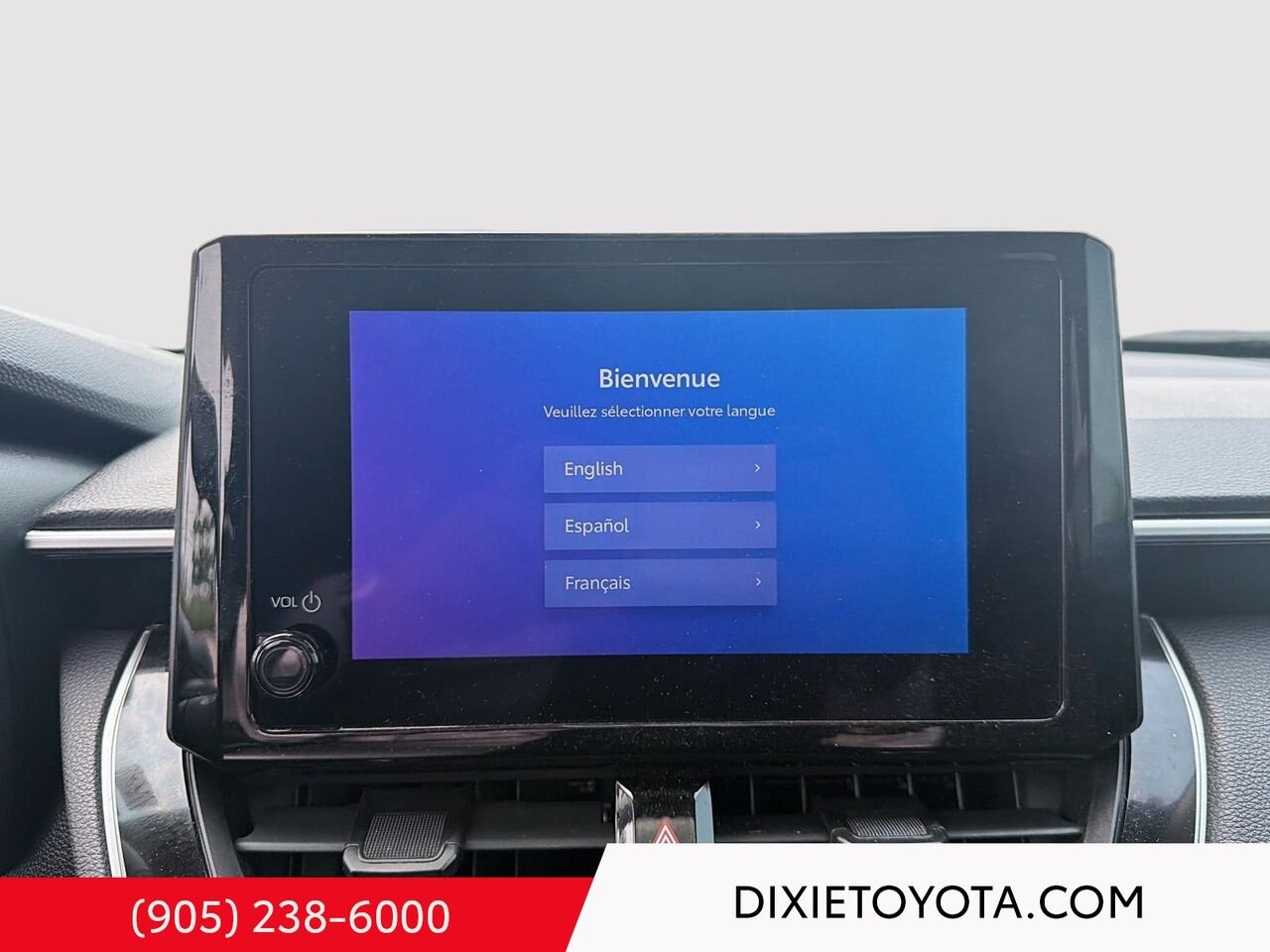 2023 Toyota Corolla Cross LE PREMIUM AWD / CLEAN CARFAX / HEATED SEATS / MOONROOF / ALLOY WHEELS / CARPLAY AND ANDROID AUTO White Mississauga - photo #13