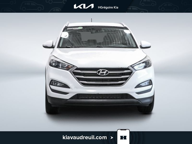 2016 Hyundai Tucson White Laval - photo #1