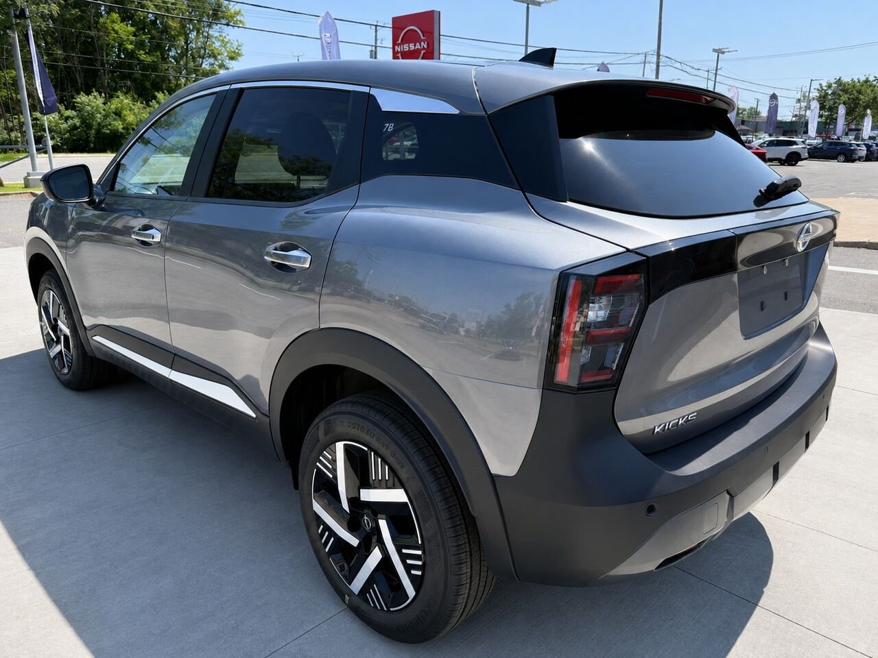 2026 NISSAN Kicks KICKS SV FWD Gun Metal Metallic Châteauguay - photo #3