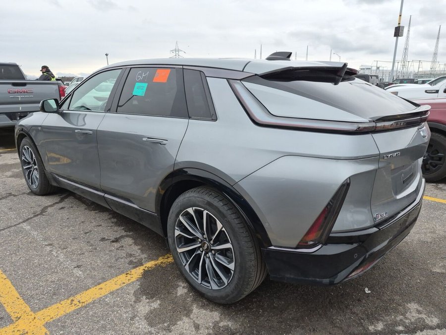 2024 Cadillac LYRIQ 2024 Silver