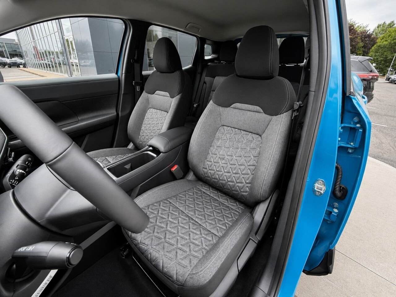 NISSAN Kicks KICKS SV 2026 Bleu glacial arctique/Noir intense Châteauguay - photo #10