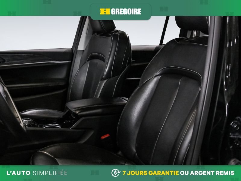 Jeep Grand Cherokee 2023 Noir Laval - photo #10