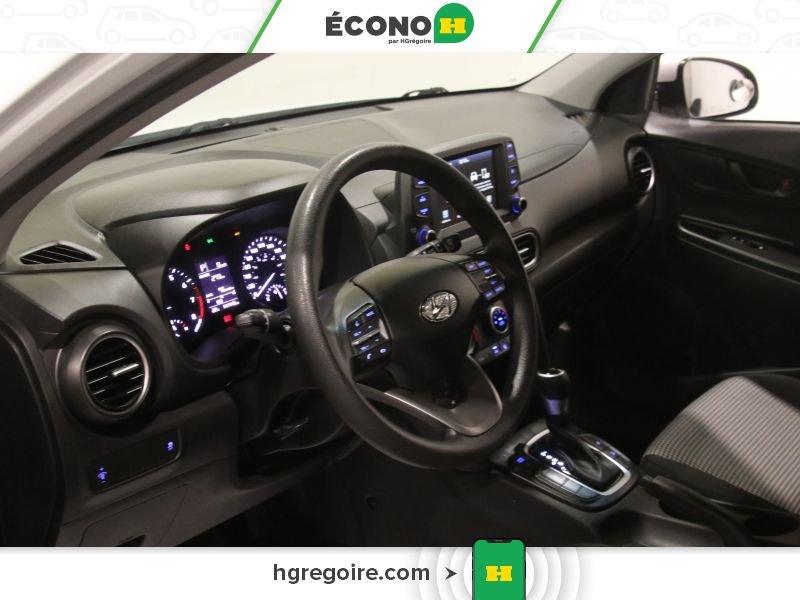 2019 Hyundai Kona White Laval - photo #9
