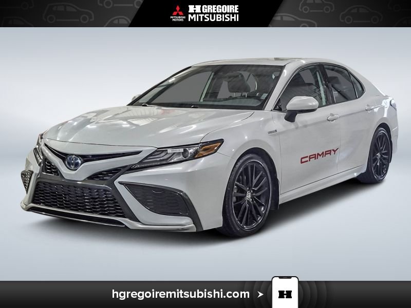 2021 Toyota Camry White Laval - photo #2