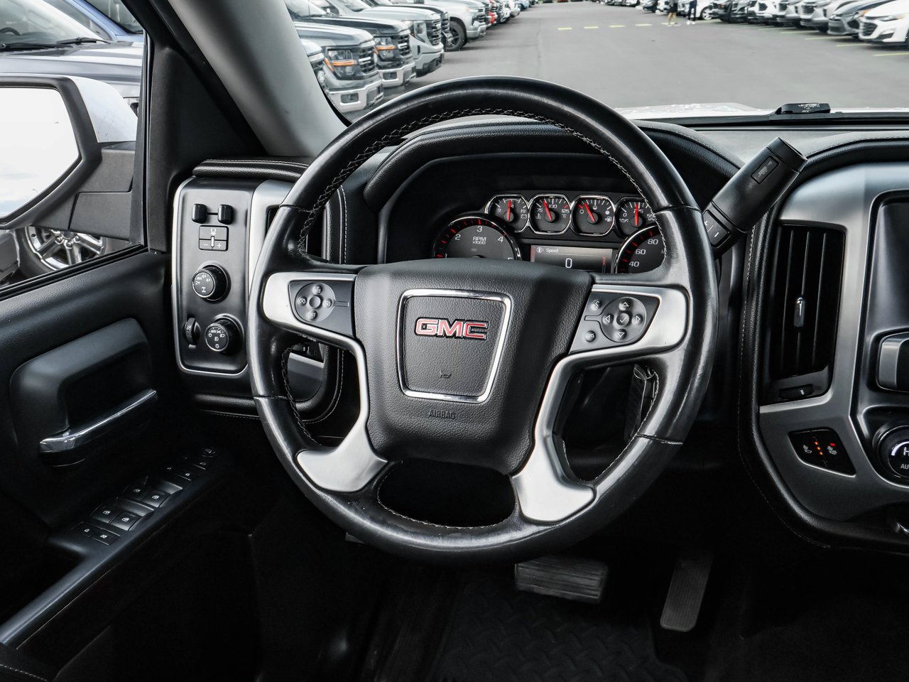 2016 GMC Sierra 1500 4WD Crew Cab 143.5 SLE White Sherwood Park - photo #17