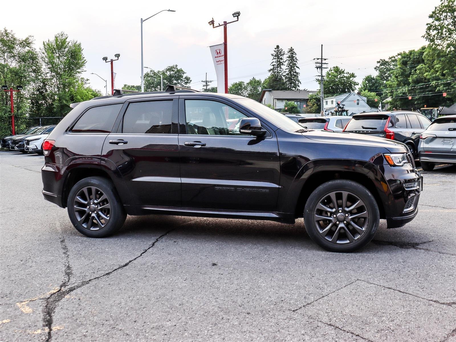 Jeep Grand Cherokee Overland 2018 Black Ottawa & Gatineau - photo #2