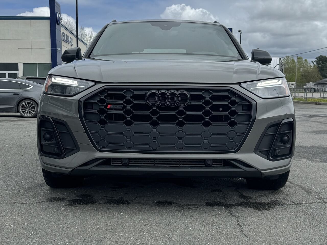 Audi SQ5 Progressiv 2023 Gris Granby - photo #9