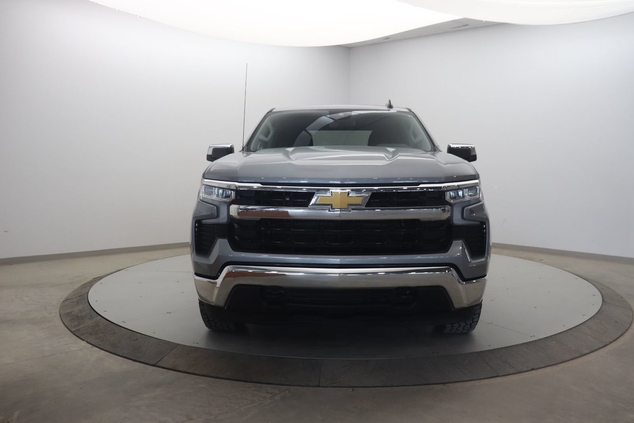 Chevrolet Silverado 1500 NIV 3GCUKDED7SG189713 2025 Gris Chicoutimi - photo #1