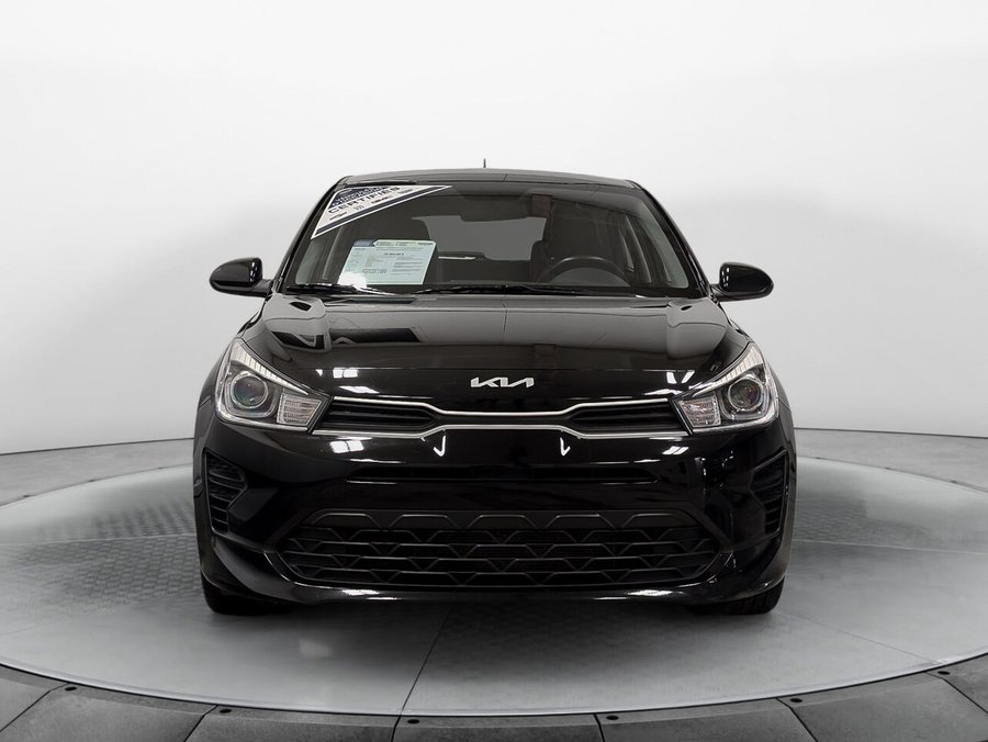 Kia RIO LX Premium Toit Ouvrant Volant et Sièges Chauffant 2023 Noir