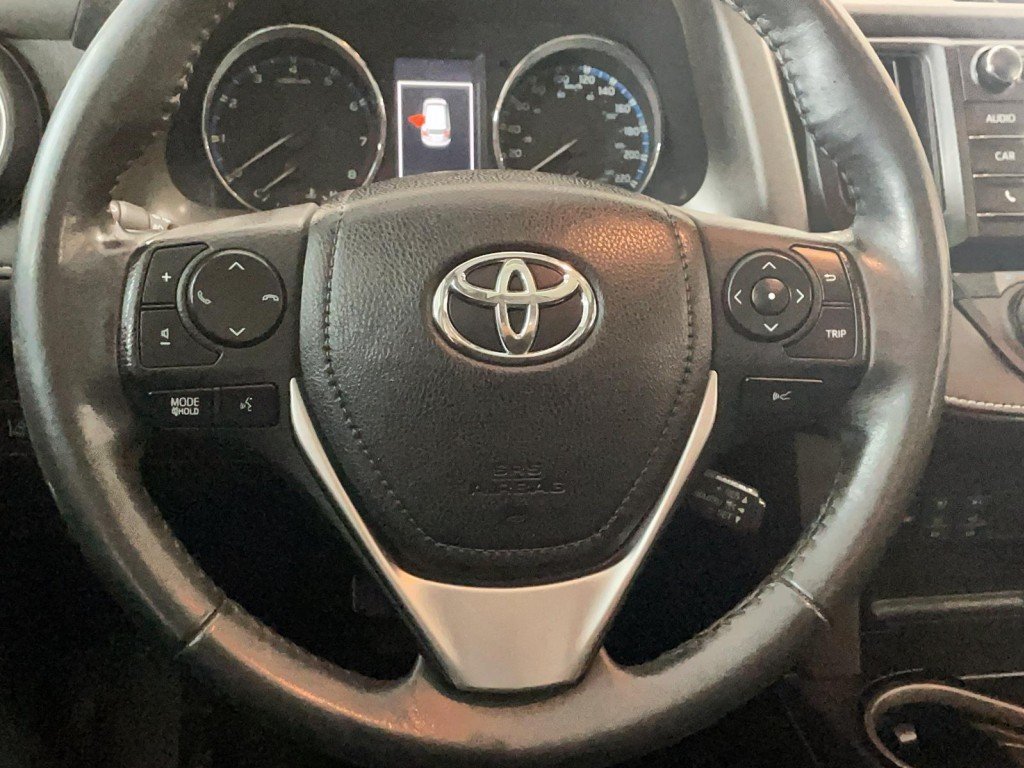 Toyota RAV4 AWD XLE 2018 Noir Rouyn-Noranda - photo #14