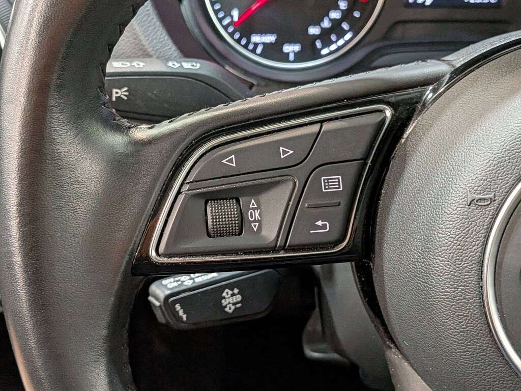 Audi A3 Sedan 2.0 TFSI quattro Komfort 2018 Blanc Val-David - photo #15