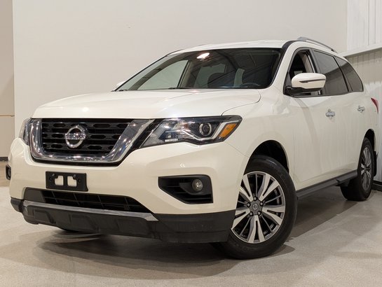 Nissan Pathfinder 4x4 SV Tech 2020 Blanc