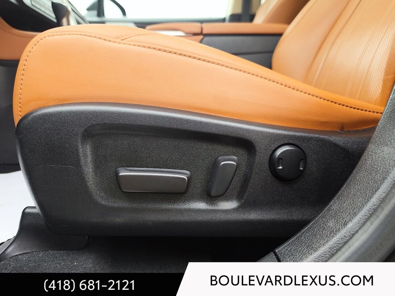 Lexus RX 19892A 2022 Noir Québec - photo #9