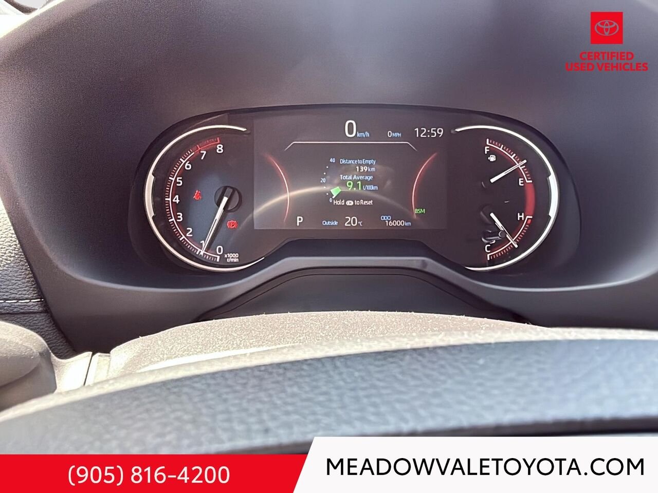 2025 Toyota RAV4 Running Boards, Sunroof, Power Drivers Seat, Low KM's, Midnight Black Metallic Mississauga - photo #14