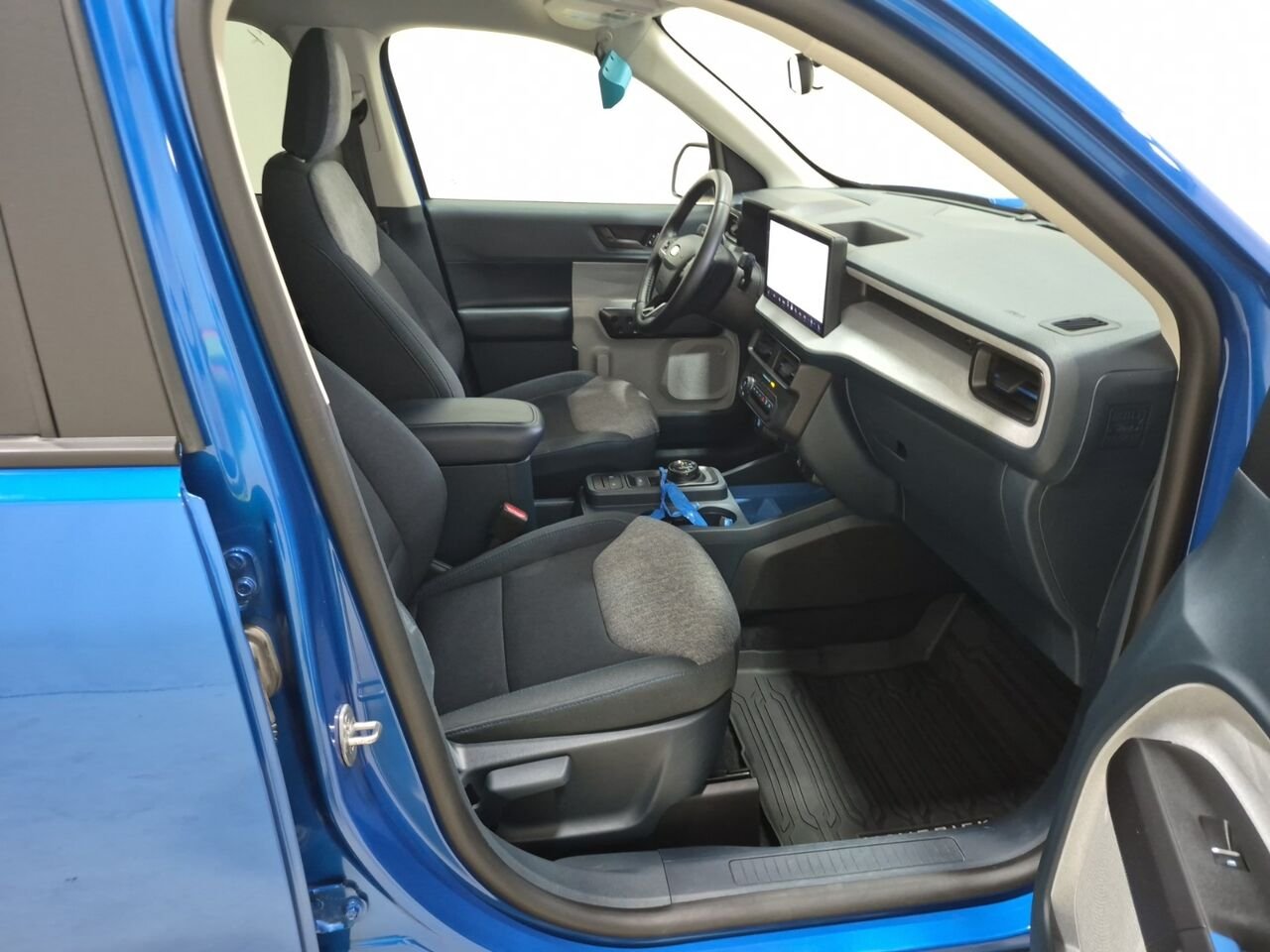 2025 Ford Maverick Blue Châteauguay - photo #28