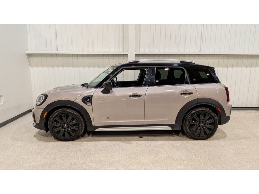 MINI Countryman 2022 2022 Orange